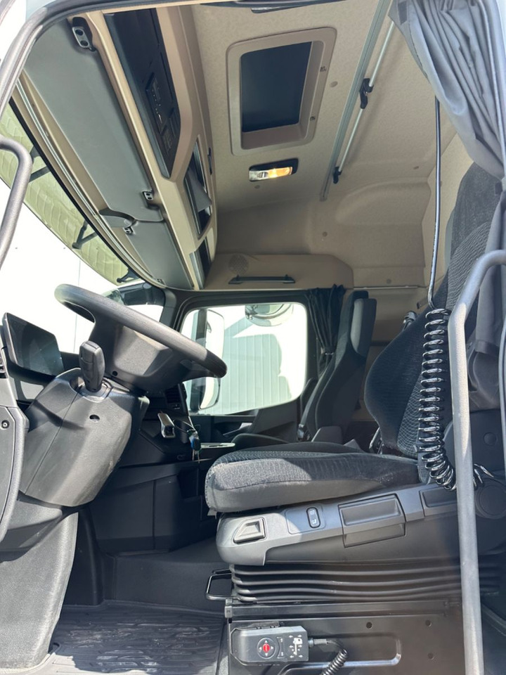 Mercedes-Benz Actros 2545 2T LBW - Transportjer kontejnerësh/ Kamion me karroceri të çmontueshme: foto 5 Mercedes-Benz Actros 2545 2T LBW - Transportjer kontejnerësh/ Kamion me karroceri të çmontueshme: foto 5