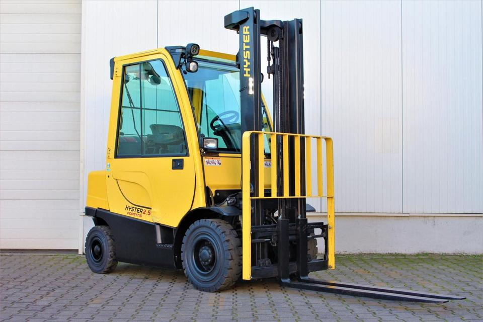 HYSTER H2.5FT Gas 2500kg Kabine 2018 Stapler UVV ✅ - Pirun më gaz: foto 3 HYSTER H2.5FT Gas 2500kg Kabine 2018 Stapler UVV ✅ - Pirun më gaz: foto 3