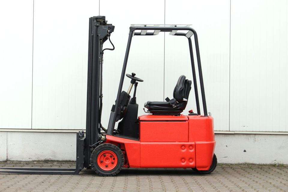 LINDE E15Z-02 Triplex 4,7m - Pirun elektrik: foto 5 LINDE E15Z-02 Triplex 4,7m - Pirun elektrik: foto 5
