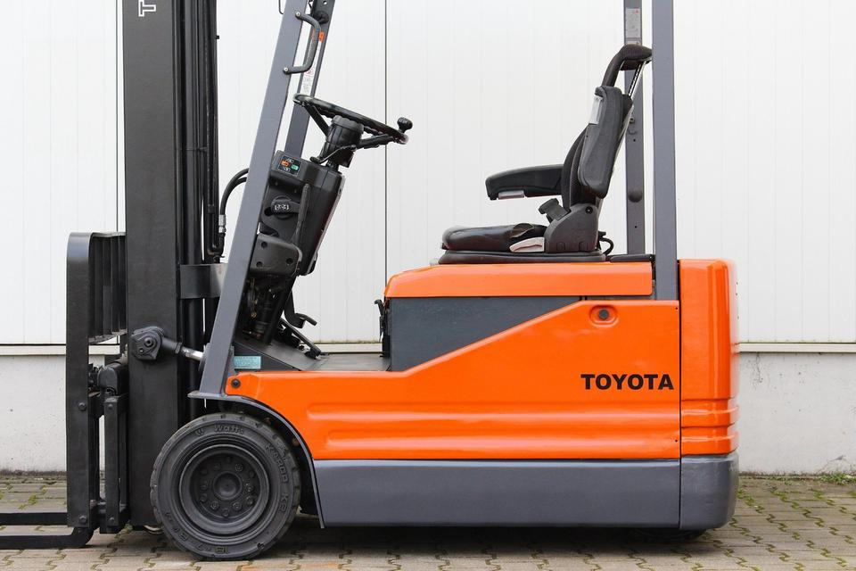 TOYOTA 5FBE15 - 1400kg - 4,5m UVV NEU - Pirun elektrik: foto 5 TOYOTA 5FBE15 - 1400kg - 4,5m UVV NEU - Pirun elektrik: foto 5