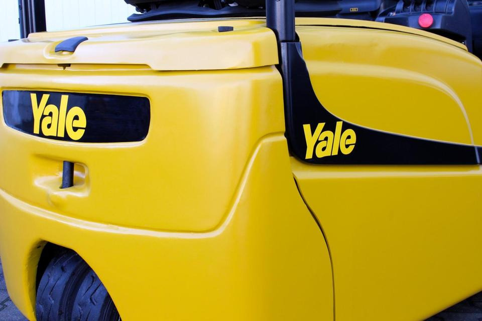 YALE ERP18VT Triplex 5,2m 1800kg - Pirun elektrik: foto 5 YALE ERP18VT Triplex 5,2m 1800kg - Pirun elektrik: foto 5