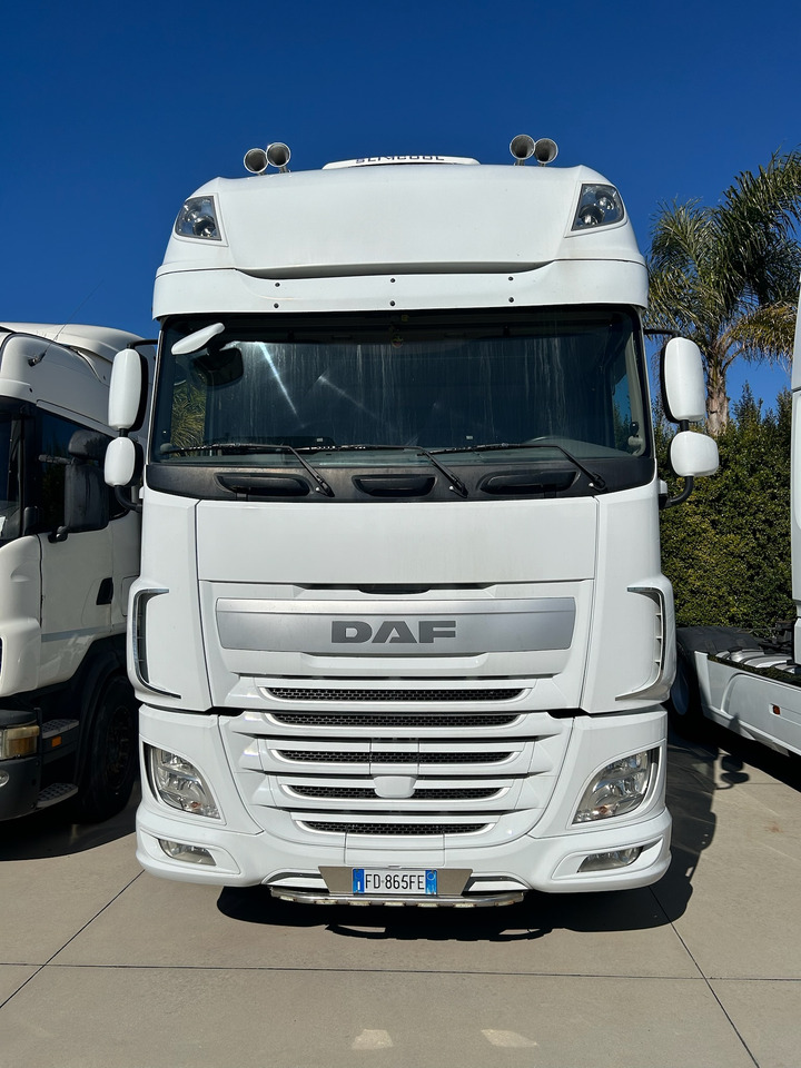 DAF XF 510 FT - Gjysmë-kamion: foto 3 DAF XF 510 FT - Gjysmë-kamion: foto 3