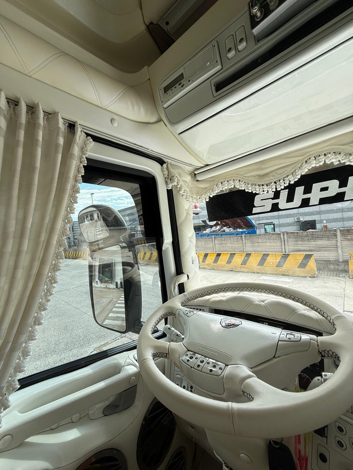 SCANIA R730 - Gjysmë-kamion: foto 4 SCANIA R730 - Gjysmë-kamion: foto 4