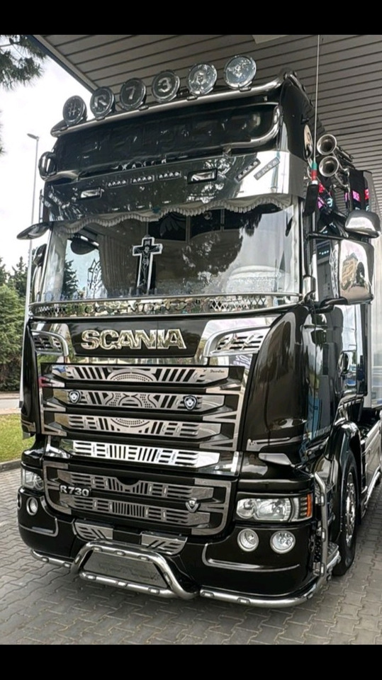 SCANIA R730 - Gjysmë-kamion: foto 1 SCANIA R730 - Gjysmë-kamion: foto 1