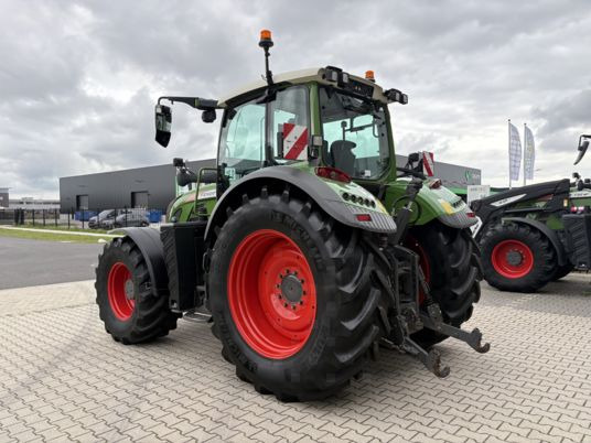 Fendt 720 VARIO S4 POWER - Traktor: foto 5 Fendt 720 VARIO S4 POWER - Traktor: foto 5