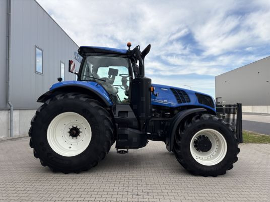NEW HOLLAND New Holland T8.350 PLMi Genesis - Traktor: foto 2 NEW HOLLAND New Holland T8.350 PLMi Genesis - Traktor: foto 2