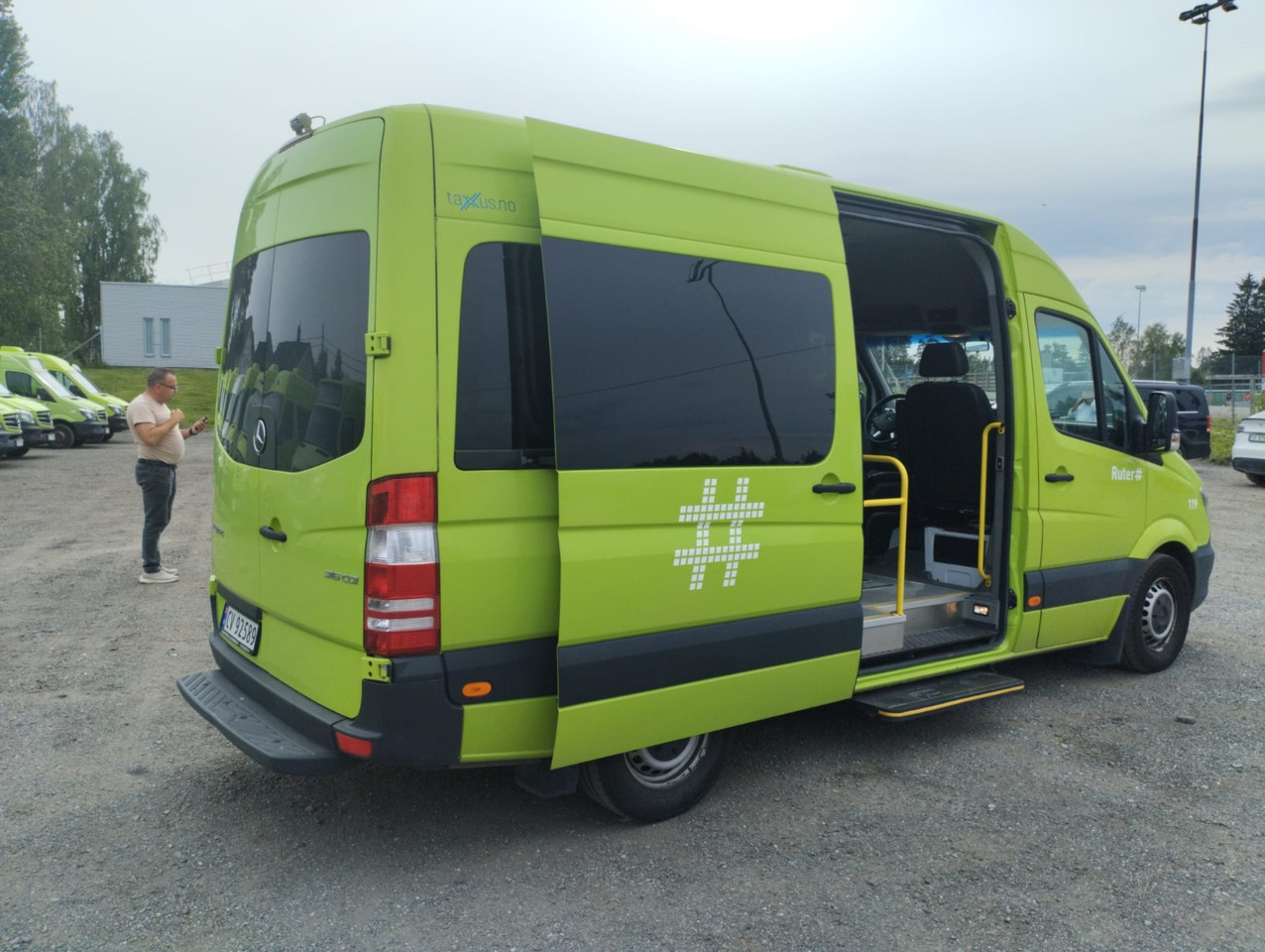 MERCEDES-BENZ SPRINTER 316 | 5 szt./pcs. - Minibus, Furgon pasagjerësh: foto 4 MERCEDES-BENZ SPRINTER 316 | 5 szt./pcs. - Minibus, Furgon pasagjerësh: foto 4