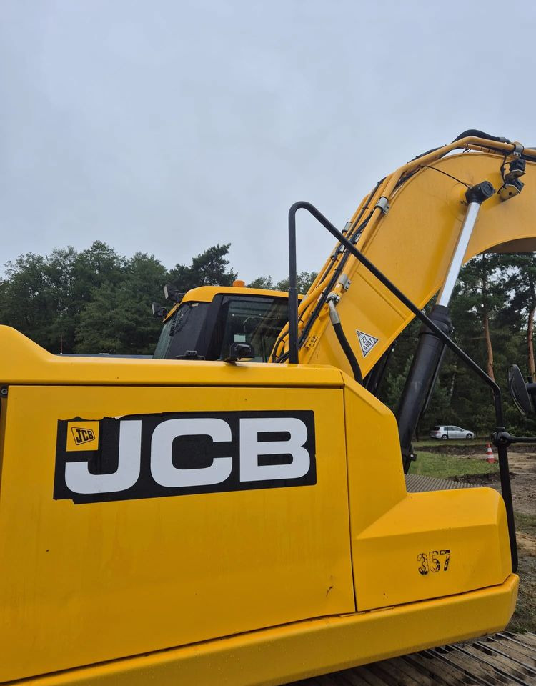 JCB 220XLC - Ekskavator me zinxhirë: foto 3 JCB 220XLC - Ekskavator me zinxhirë: foto 3