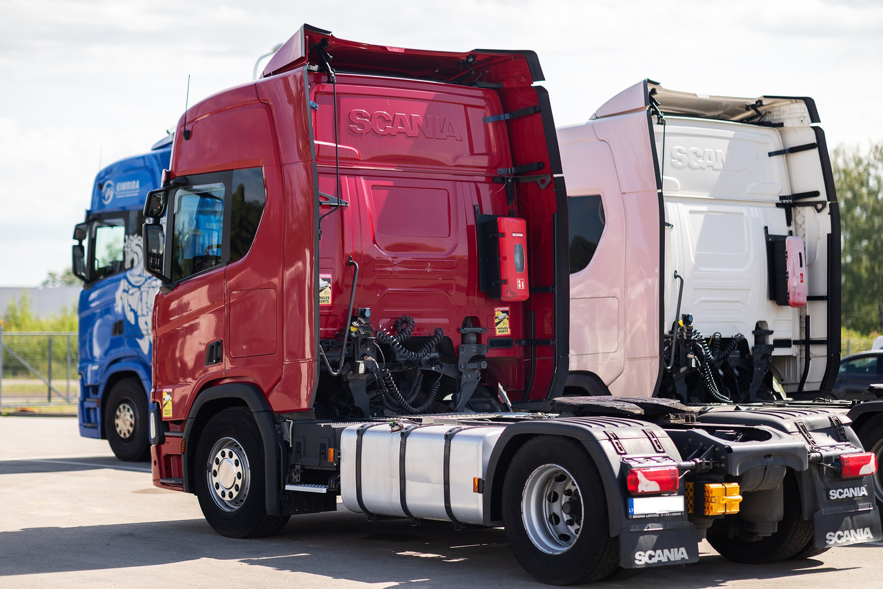 SCANIA R450 - Gjysmë-kamion: foto 3 SCANIA R450 - Gjysmë-kamion: foto 3