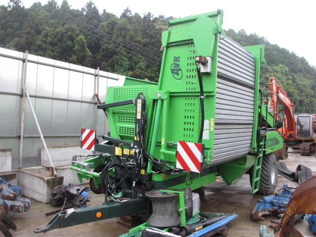AVR SPIRIT6100 - Makinë për nxjerrjen e patateve: foto 5 AVR SPIRIT6100 - Makinë për nxjerrjen e patateve: foto 5