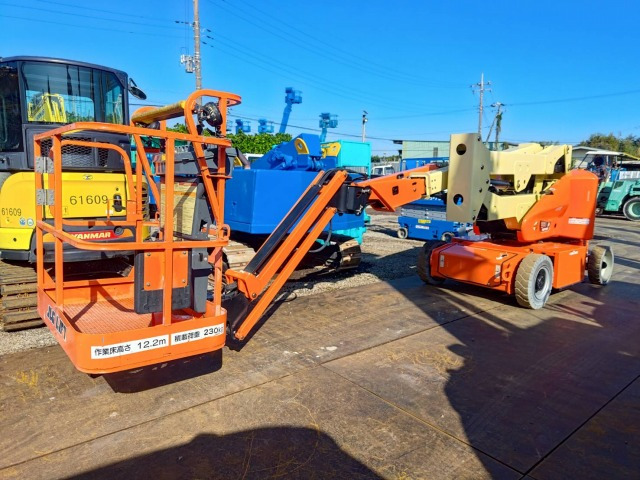 JLG M400AJPN - Makineritë e tjera: foto 1 JLG M400AJPN - Makineritë e tjera: foto 1