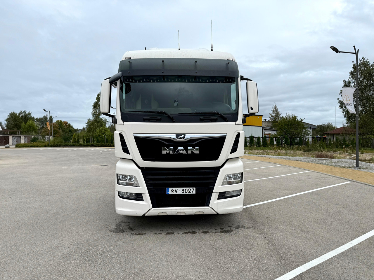 MAN Tgx 18.460 - Gjysmë-kamion: foto 2 MAN Tgx 18.460 - Gjysmë-kamion: foto 2
