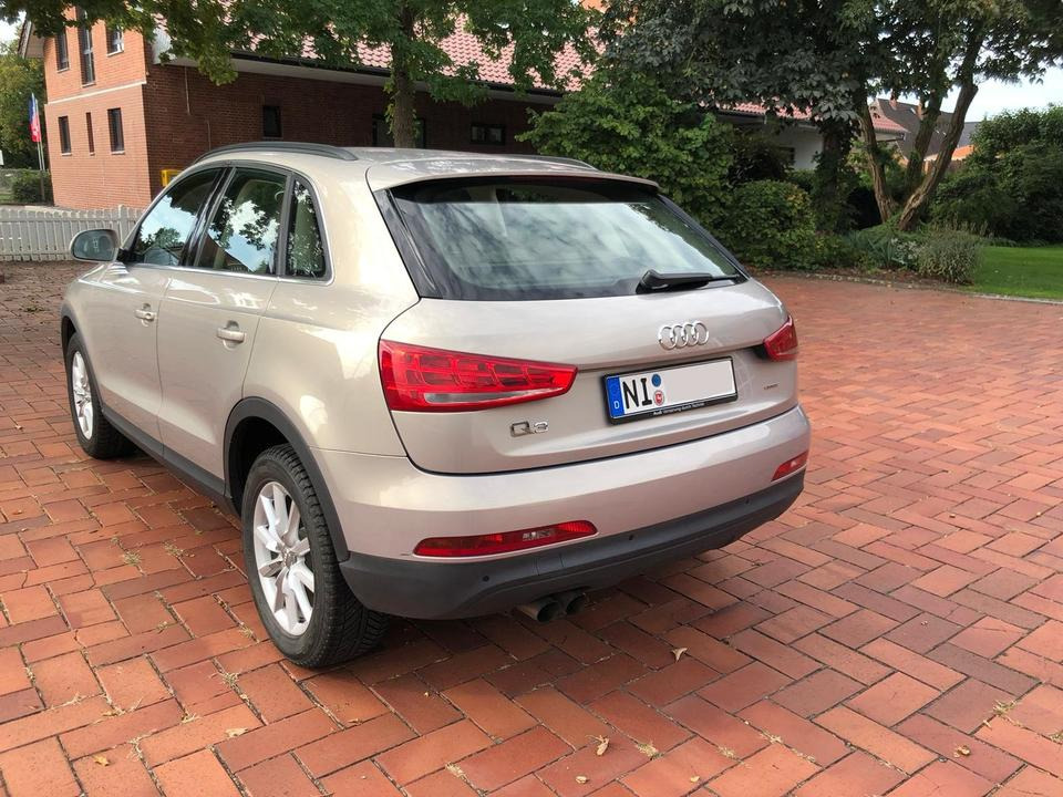Audi Q3 TFSI + quattro + Autom. + ANK. + TÜV - Veturë: foto 2 Audi Q3 TFSI + quattro + Autom. + ANK. + TÜV - Veturë: foto 2