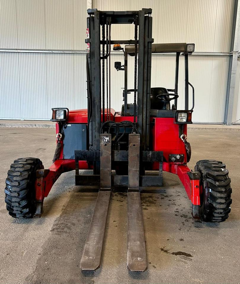 Moffett M4-25.3 + Ausschubzinken + gr. Reifen + 3 mtr. + Turbo - Pirun i montuar në kamion: foto 2 Moffett M4-25.3 + Ausschubzinken + gr. Reifen + 3 mtr. + Turbo - Pirun i montuar në kamion: foto 2