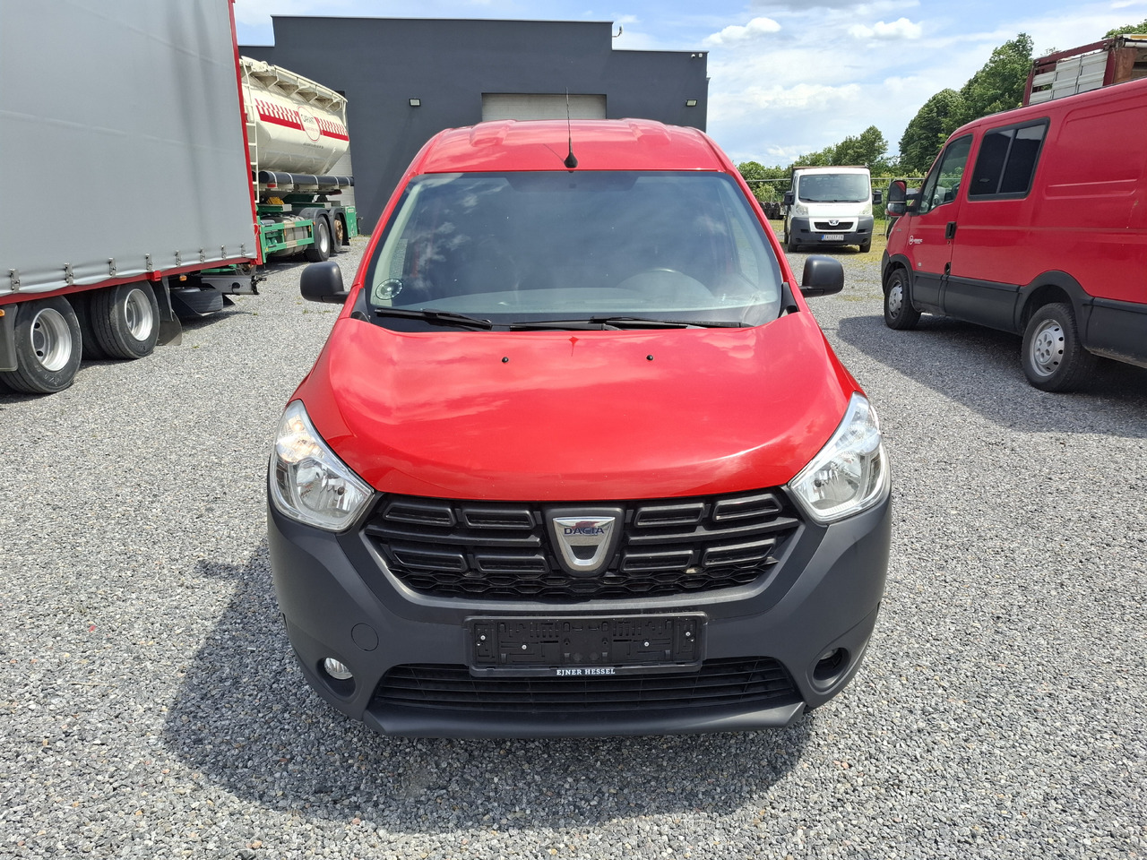 DACIA Dokker 1.5 DCI - Kamioncine me kontinier: foto 2 DACIA Dokker 1.5 DCI - Kamioncine me kontinier: foto 2