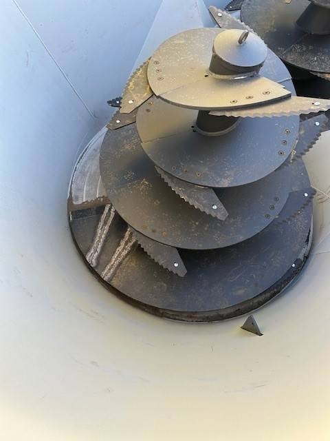 Vagon për përzierjen e foragjereve BWH Futtermischwagen Überarbeitung: foto 6