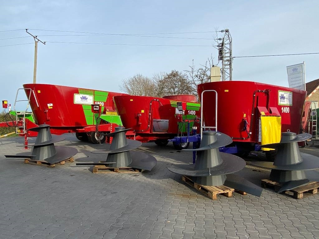 Vagon për përzierjen e foragjereve BWH Futtermischwagen Überarbeitung: foto 14