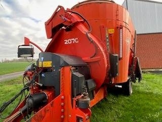 Kuhn Typ 2070 - Vagon për përzierjen e foragjereve: foto 3 Kuhn Typ 2070 - Vagon për përzierjen e foragjereve: foto 3