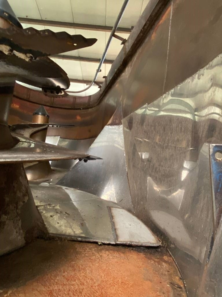 Strautmann Verti Mix 2000 Double - Vagon për përzierjen e foragjereve: foto 5 Strautmann Verti Mix 2000 Double - Vagon për përzierjen e foragjereve: foto 5