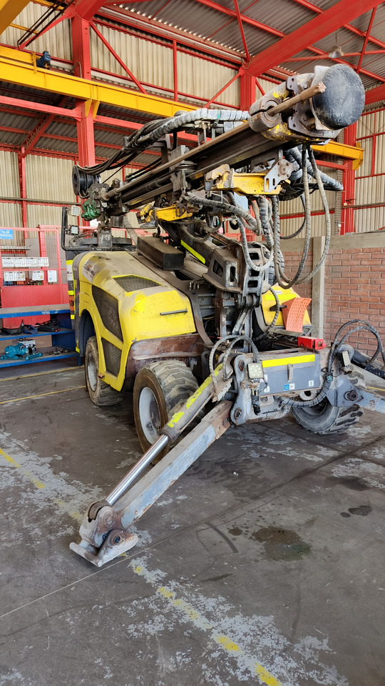 EPIROC T20R - Makineri minerare: foto 3 EPIROC T20R - Makineri minerare: foto 3