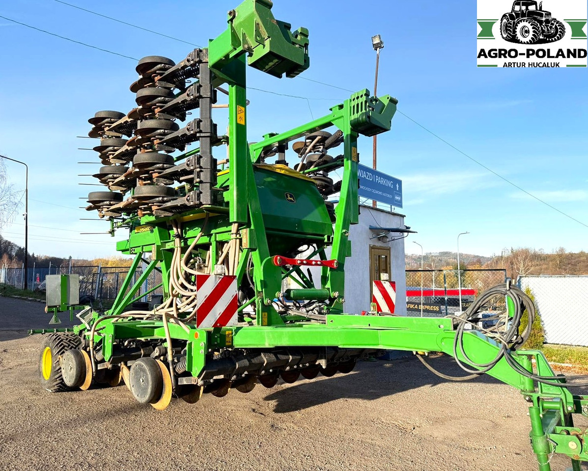 JOHN DEERE 750A - 2017 ROK - 6 M - 2649 H - GREENSTAR/ISOBUS - NOWSZY MODEL - Mbjellëse në radhë: foto 2 JOHN DEERE 750A - 2017 ROK - 6 M - 2649 H - GREENSTAR/ISOBUS - NOWSZY MODEL - Mbjellëse në radhë: foto 2
