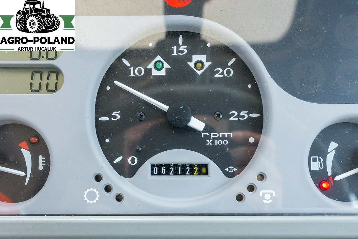 LANDINI MYTHOS DT 100 - 6211 h - 2002 ROK - ORYGINALNE OPONY - Traktor: foto 4 LANDINI MYTHOS DT 100 - 6211 h - 2002 ROK - ORYGINALNE OPONY - Traktor: foto 4