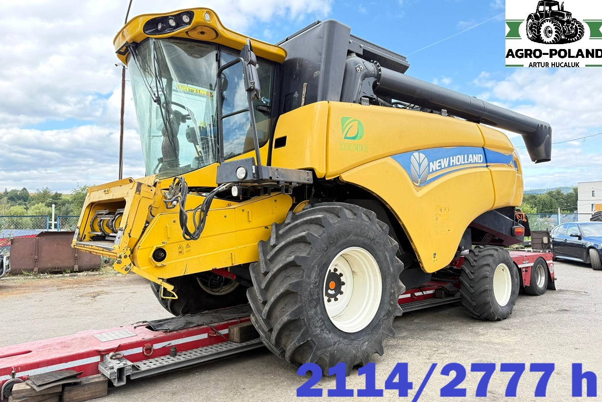 NEW HOLLAND CX 6080 - 2114/2777 h - 2014 ROK + VARIFEED 6,09 M - Autokombajnë: foto 1 NEW HOLLAND CX 6080 - 2114/2777 h - 2014 ROK + VARIFEED 6,09 M - Autokombajnë: foto 1