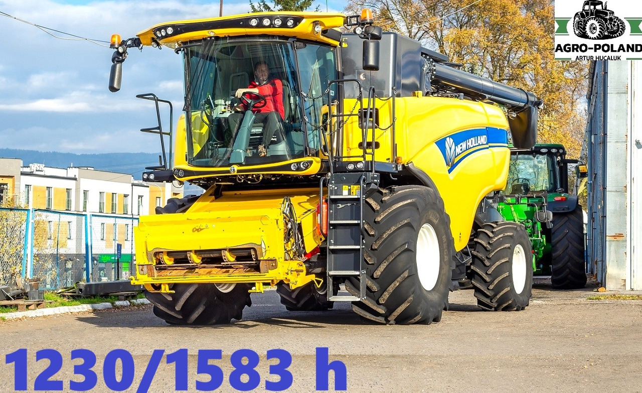 NEW HOLLAND CX 8.90 - 1230/1583 h + GPS-AUTOPILOT + VARIO 7,62 M - 2018 ROK - Autokombajnë: foto 2 NEW HOLLAND CX 8.90 - 1230/1583 h + GPS-AUTOPILOT + VARIO 7,62 M - 2018 ROK - Autokombajnë: foto 2