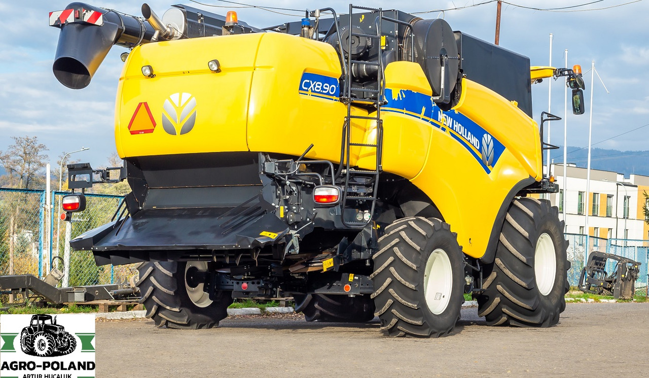 NEW HOLLAND CX 8.90 - 1230/1583 h + GPS-AUTOPILOT + VARIO 7,62 M - 2018 ROK - Autokombajnë: foto 5 NEW HOLLAND CX 8.90 - 1230/1583 h + GPS-AUTOPILOT + VARIO 7,62 M - 2018 ROK - Autokombajnë: foto 5