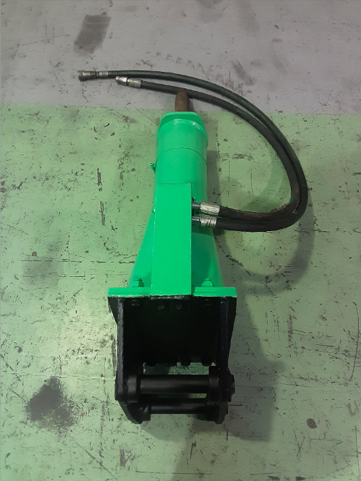 MONTABERT BRP70 - Çekiç hidraulik: foto 2 MONTABERT BRP70 - Çekiç hidraulik: foto 2