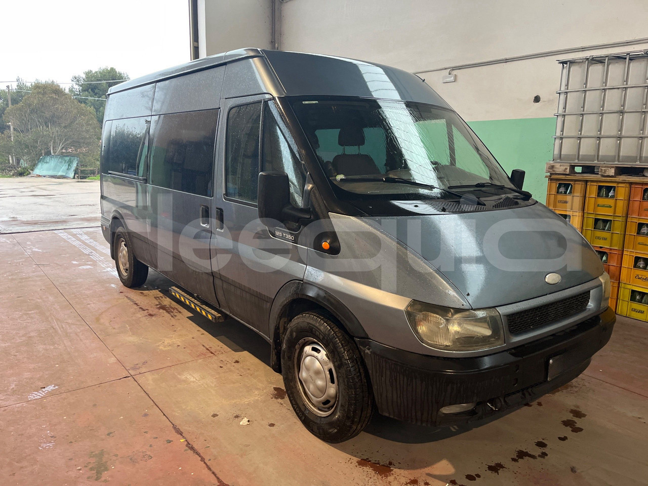 Ford Transit - Minibus, Furgon pasagjerësh: foto 1 Ford Transit - Minibus, Furgon pasagjerësh: foto 1