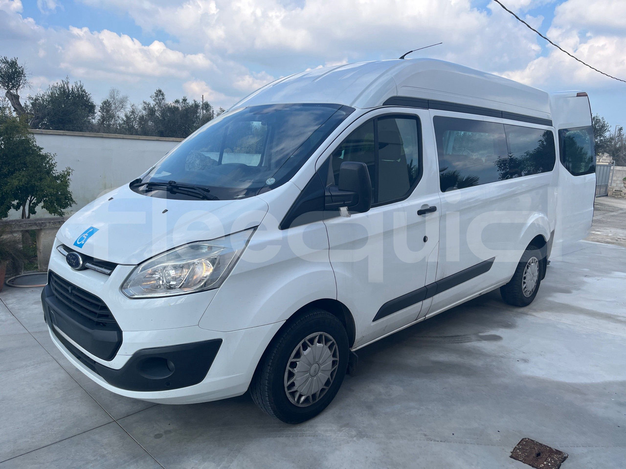 Ford Transit - Minibus, Furgon pasagjerësh: foto 4 Ford Transit - Minibus, Furgon pasagjerësh: foto 4