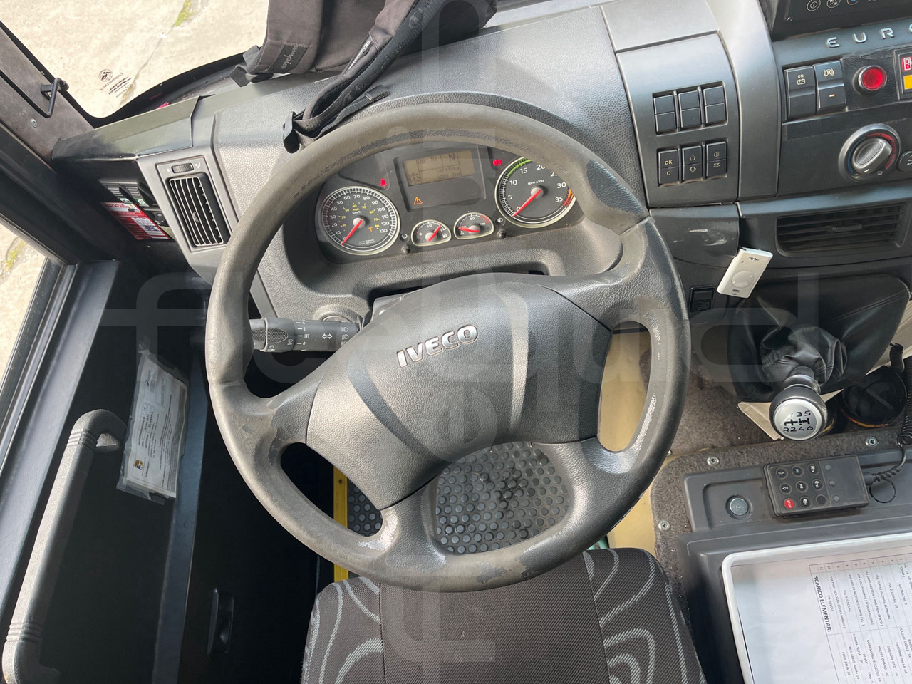 Autobus shkollor Iveco 100/E4: foto 16 Autobus shkollor Iveco 100/E4: foto 16