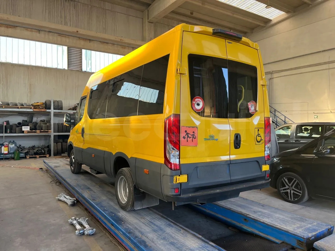 Autobus shkollor Iveco Daily: foto 7