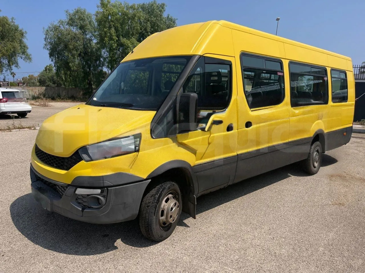 Iveco Daily - Autobus shkollor: foto 4 Iveco Daily - Autobus shkollor: foto 4