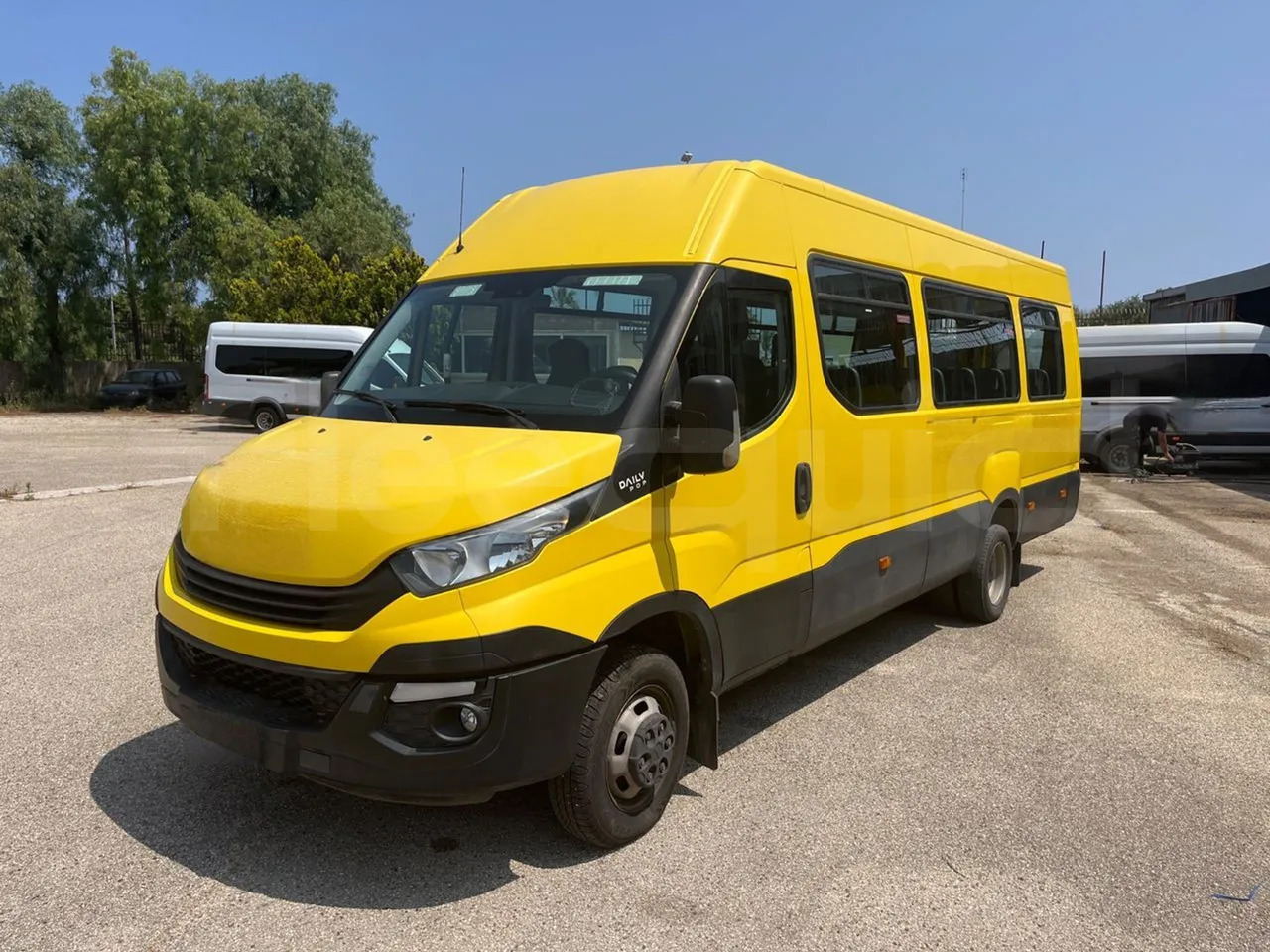 Iveco Daily - Autobus shkollor: foto 4 Iveco Daily - Autobus shkollor: foto 4