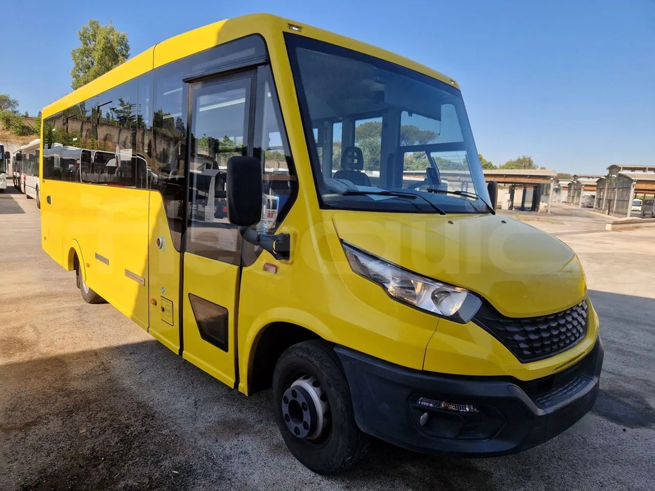 Iveco Indcar - Autobus shkollor: foto 1 Iveco Indcar - Autobus shkollor: foto 1