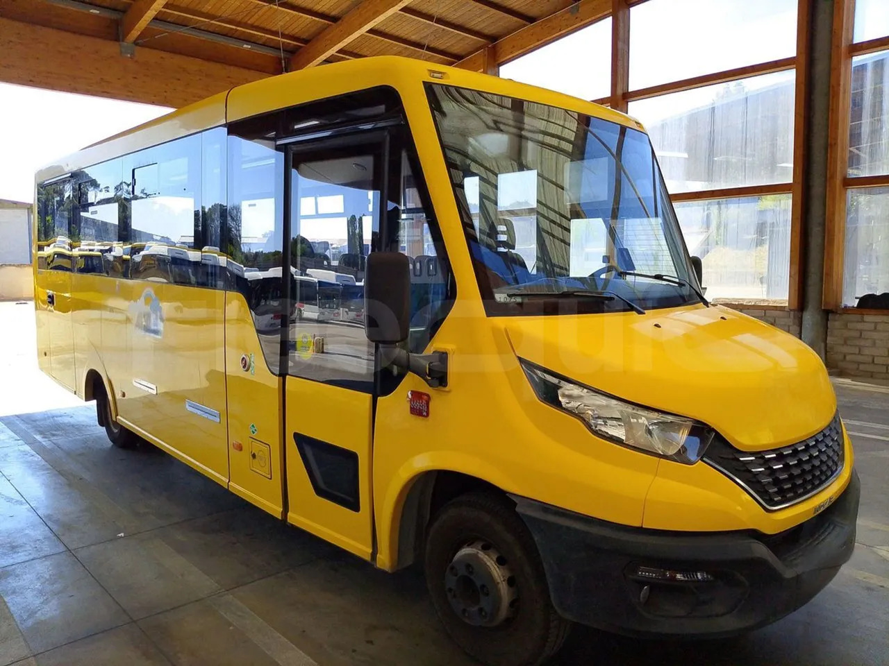 Iveco Indcar - Autobus shkollor: foto 1 Iveco Indcar - Autobus shkollor: foto 1