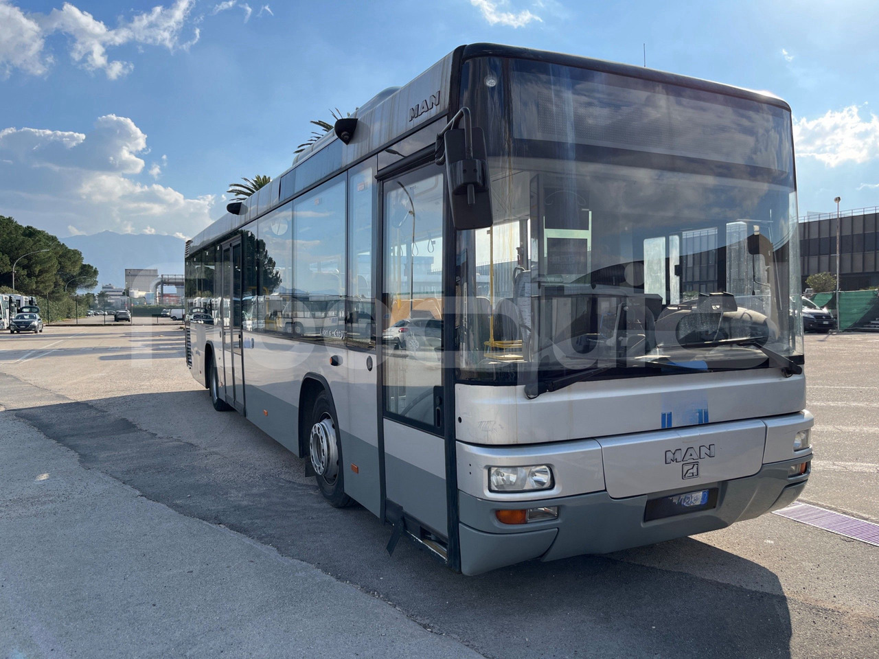 Man Lion's Classic - Autobus suburban: foto 1 Man Lion's Classic - Autobus suburban: foto 1