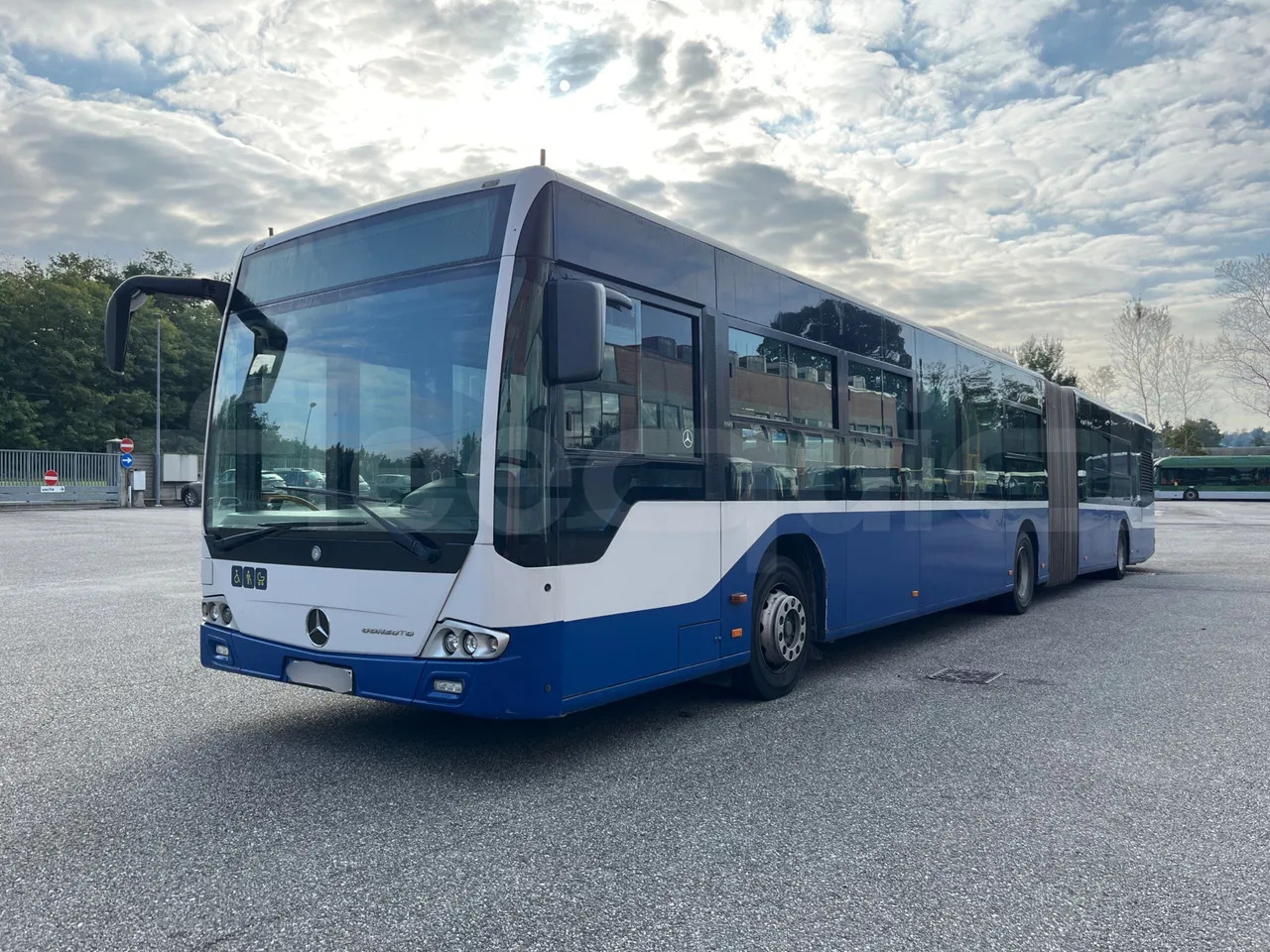 Mercedes-Benz Conecto - Autobus i artikuluar: foto 4 Mercedes-Benz Conecto - Autobus i artikuluar: foto 4