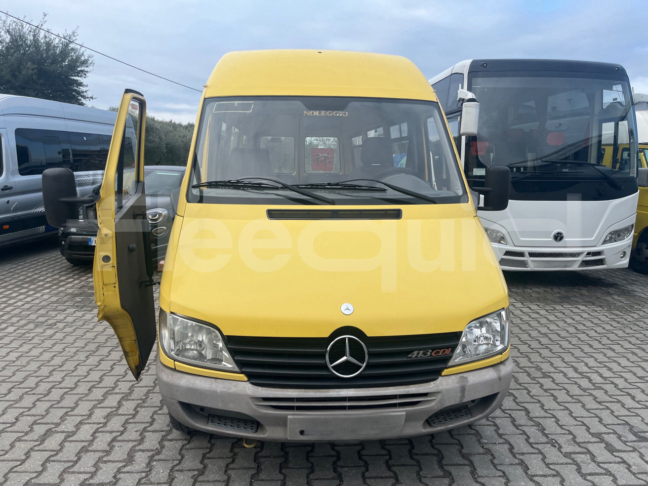 Mercedes-Benz Sprinter - Autobus shkollor: foto 2 Mercedes-Benz Sprinter - Autobus shkollor: foto 2