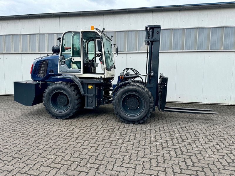 SDLG Gabelstapler 4x4 Knick Gelenkt - Fadrom me goma: foto 2 SDLG Gabelstapler 4x4 Knick Gelenkt - Fadrom me goma: foto 2