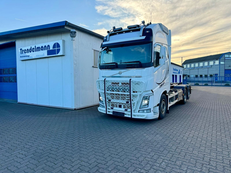 Volvo FH 540 6x4 Liftachse ARK-Hooklift-Funk-Radio-Comand Retarder - Kamion vetëngarkues: foto 5 Volvo FH 540 6x4 Liftachse ARK-Hooklift-Funk-Radio-Comand Retarder - Kamion vetëngarkues: foto 5