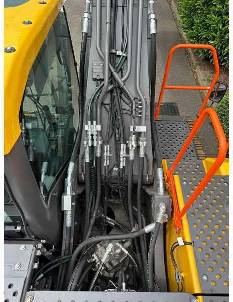 Ekskavator me zinxhirë Volvo EC 230: foto 19 Ekskavator me zinxhirë Volvo EC 230: foto 19