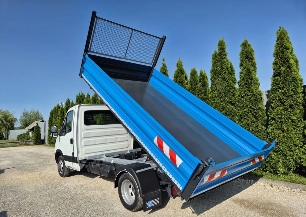 Iveco 50C15 3.0 150KM 35c15 - Kamioncine vetëshkarkuese: foto 3 Iveco 50C15 3.0 150KM 35c15 - Kamioncine vetëshkarkuese: foto 3