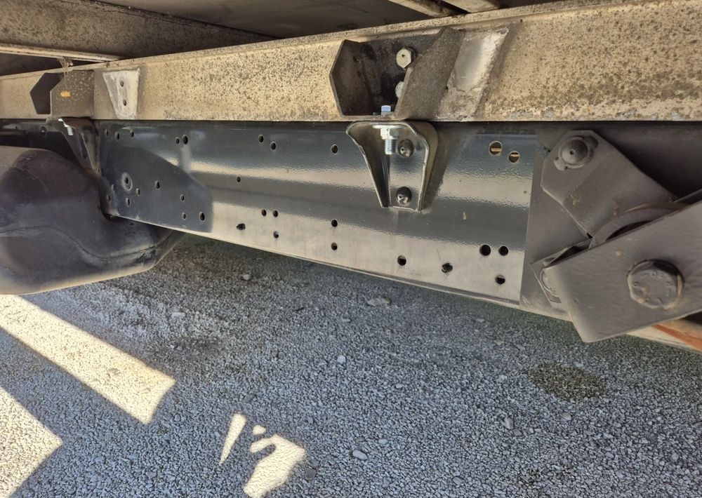 Iveco Iveco 35c14 2.3 140KM Plandeka - Kamioncine me karroceri: foto 5 Iveco Iveco 35c14 2.3 140KM Plandeka - Kamioncine me karroceri: foto 5