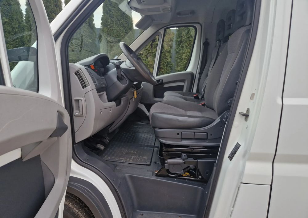 Peugeot Boxer 3.0 160KM Brygadówka - Kamioncine dopio kabinë: foto 5 Peugeot Boxer 3.0 160KM Brygadówka - Kamioncine dopio kabinë: foto 5