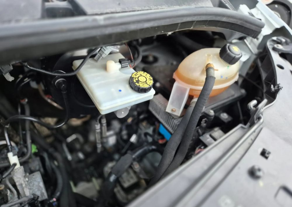 Kamioncine me tendë Renault Master 2.3 150KM: foto 17