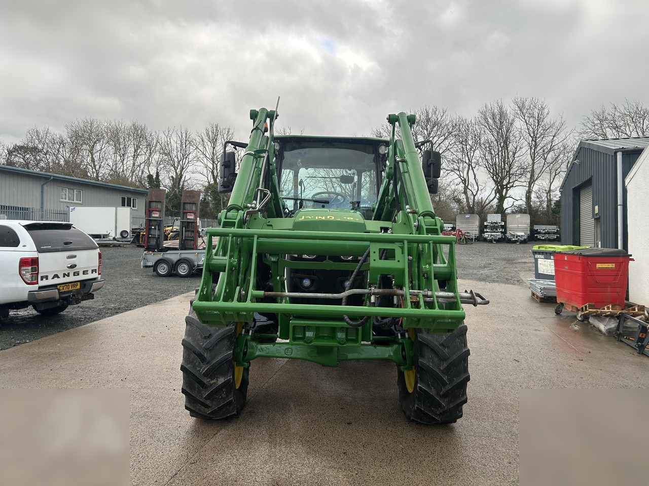 2018 JOHN DEERE 6115MC - Traktor: foto 2 2018 JOHN DEERE 6115MC - Traktor: foto 2