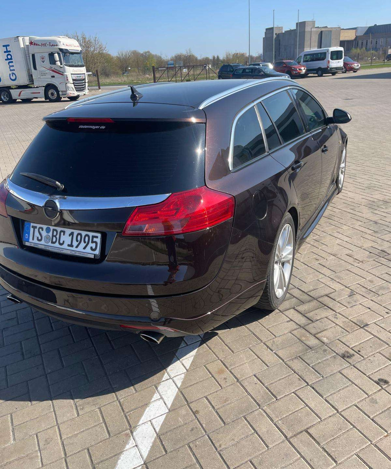 Opel Insignia - Makinë me portobagazh: foto 3 Opel Insignia - Makinë me portobagazh: foto 3
